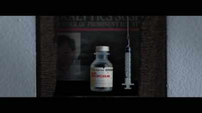 And why didn't Robert
react after he was stabbed? - Who Killed Robert Wone?