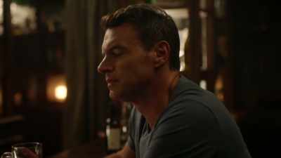 ♪ And why don't you do
what's right ♪ - Whiskey Cavalier