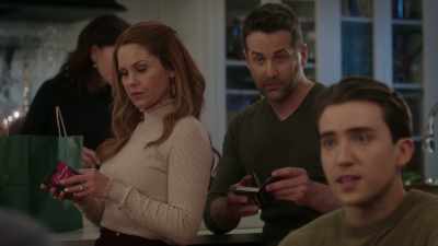 And why would he be interested
in meeting Ted? - Aurora Teagarden Mysteries: Til Death Do Us Part