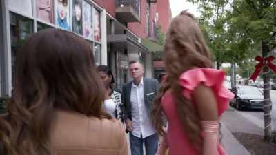And you will be heading
the opposite direction - Life-Size 2