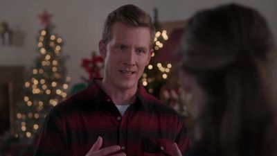 And with my family, they
were stressed because - Christmas Wreaths and Ribbons