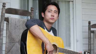 And he would just be always
just singing - The Walking Dead: The Return