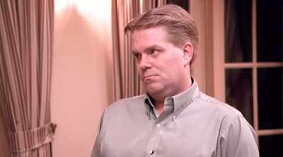 AND YET NO ONE SEEMS
TO ADDRESS IT. - Kitchen Nightmares