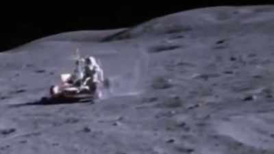 And yet, tiny clouds of dust
repeatedly form - American Moon