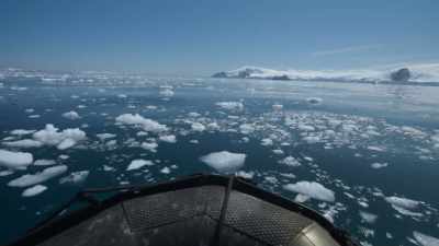 And if you don't get it right
and find somewhere to land, - Shackleton: The Greatest Story of Survival