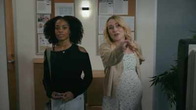 And when you go right
around that corner, - Sister Wife Murder