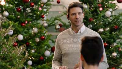 And if you live in the City, - Six Degrees of Santa