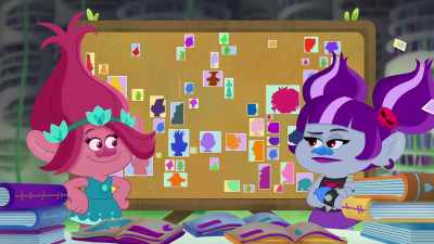 And if you look
at these scissor cuts, - Trolls: TrollsTopia