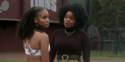 And once you start bonding
with your soon-to-be-teammates, - All American: Homecoming