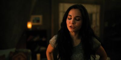 And after you turn Ryker's sleeve in... - Altered Carbon