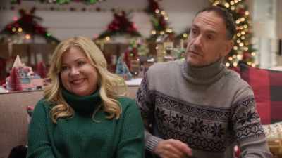 And if you'll
accept our apology, - Haul Out the Holly: Lit Up