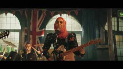 - ♪ And you'll
spend your life ♪ - We Are Lady Parts