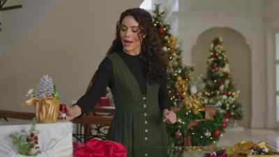 And if your gift isn't square, - Unwrapping Christmas: Mia's Prince