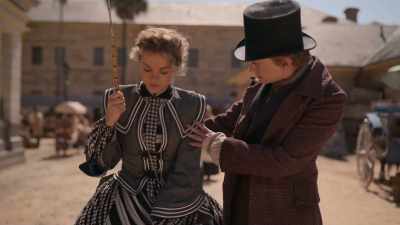 And you're hurt. Here, come on. - The Artful Dodger