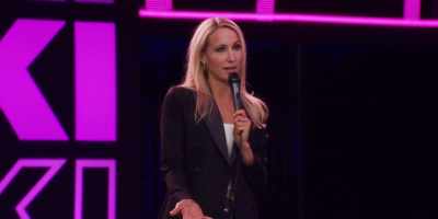 And you're just like, - Nikki Glaser: Bangin'