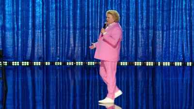 And when you're single,
there's no one to be like, - Fortune Feimster: Crushing It