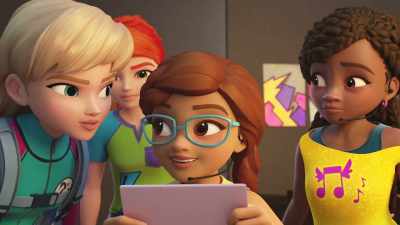 Andrea could use
her performance - LEGO Friends: Girls on a Mission