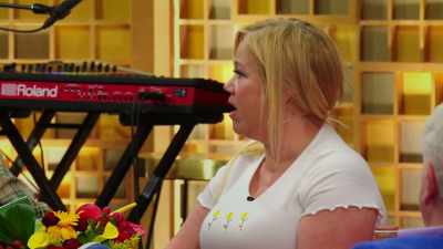 [Andrew] Caroline Rhea,
like, you just wanna throw - LOL: Last One Laughing Canada