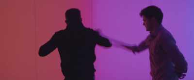 (Andrew grunting)
(knife whooshing) - Sensation