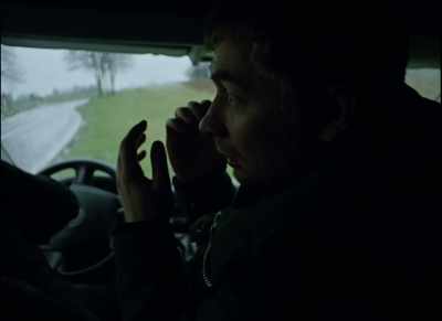 - Andrzej, what's wrong?
- What was that? - Oleg