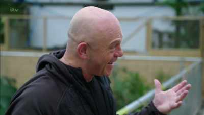 ANDY CHUCKLES - Britain's Tiger Kings - On the Trail with Ross Kemp