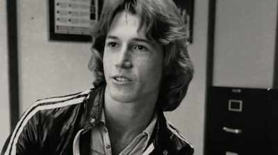 [Andy Gibb's "I Just Want
to Be Your Everything"] - The Bee Gees: How Can You Mend a Broken Heart