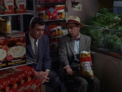 ANGE, I HONESTLY DON'T KNOW
WHAT WE'RE WAITING HERE FOR. - The Andy Griffith Show