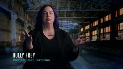 - Angela is in her kitchen - The UnBelievable with Dan Aykroyd