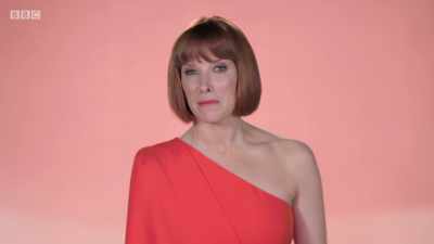 Angela Lansbury threatened me
with a broken bottle - The Scotts
