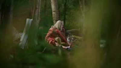 [animal growling] - Hunting Housewives