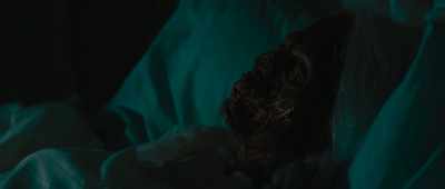 [Anna] Bedsheets smell so bad. - Heir of the Witch