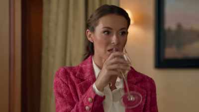 Anna, divorce doesn't
mean you failed. - A Paris Proposal