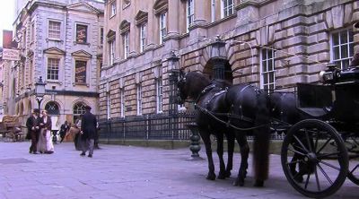 Anna. Get on it. - Murdoch Mysteries