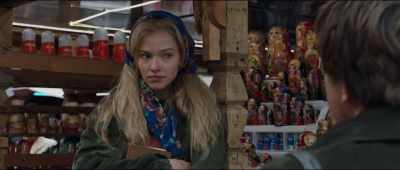 Anna, please, can you take off your scarf
for me to see your hair? - Anna