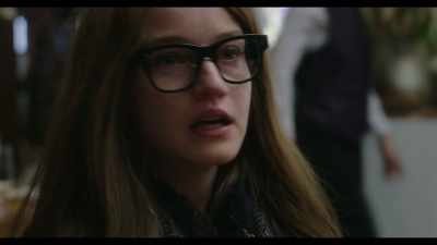 - Anna, what's going on?
- Anna… - Inventing Anna
