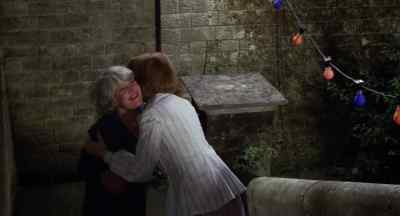 - Anna. You're going.
- Yes. - The French Lieutenant's Woman