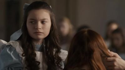 [Anne laughing softly] - Anne with an E