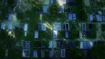 - [Anne] When you
leave your body - The Cult of The Family