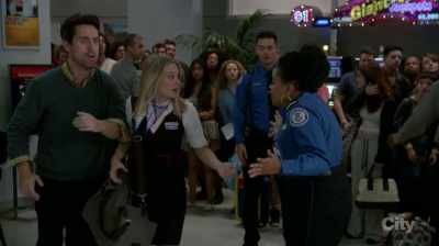 - ANNETTE: Please.
- RONNIE: A-Annette, that's, - LA to Vegas