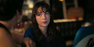 Annie, can I choose the bear trap
on my head - Girlboss