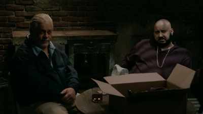 Annie, I'm in over my head
with all this pancake talk. - Murderville