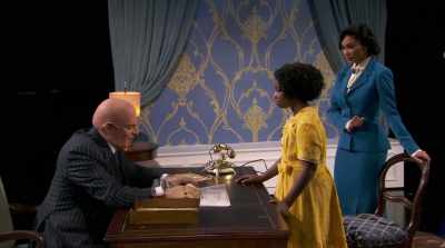 Annie, you see - Annie Live!