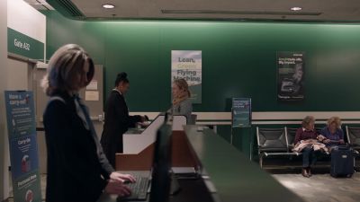 Announcement:
Will passengers
Rodriguez and Savage - Barry