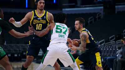 - [announcer 2] Gabe York.
- [whistle blows] - Destination NBA: A G League Odyssey