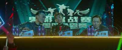 [announcer]
And now for the winner - Step Up: Year of the Dance
