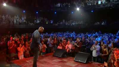 [announcer]
Give it up one more time - Dave Chappelle: Deep in the Heart of Texas