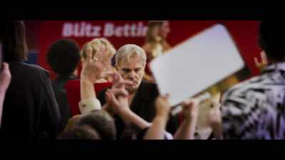 [ANNOUNCER]It's
the sort of darts - London Fields