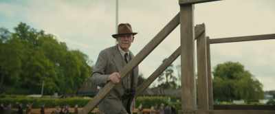 ANNOUNCER:
Ladies and gentlemen, - The Boys in the Boat