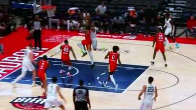 - [announcer] On the take Henderson.
- [cheering, laughing] - Destination NBA: A G League Odyssey