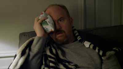 ( announcer on TV )
Extra! - Louie